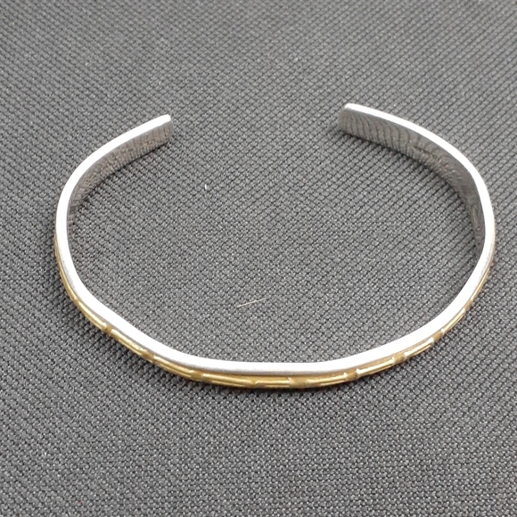 Sterling cuff bracelet - Picture 2 of 6